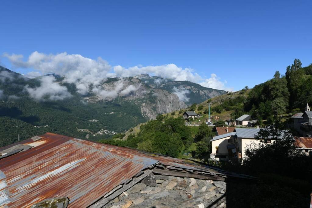 Logement Renove Avec Vue Panoramique La Saussaz Exterior photo